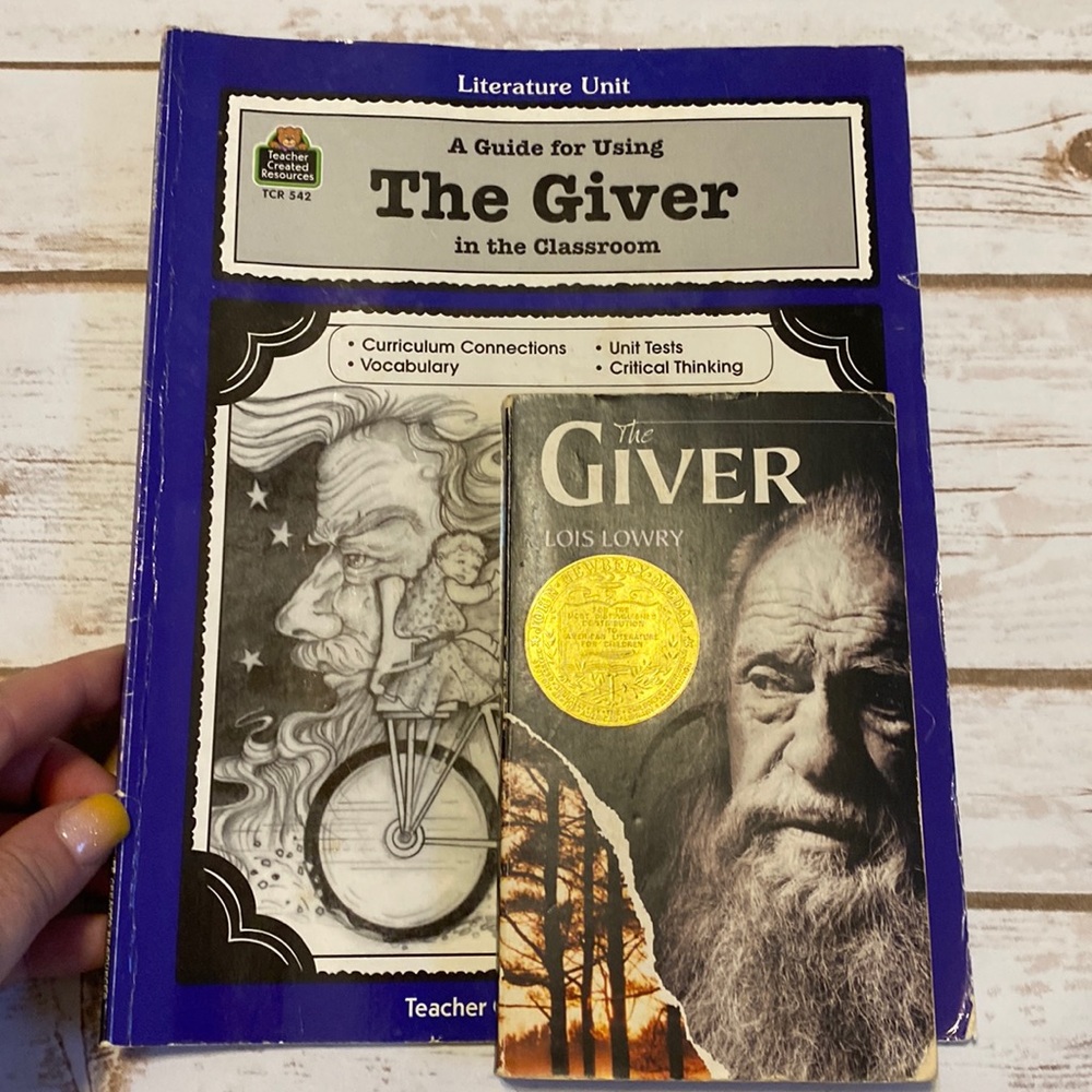 The Giver Novel & Unit Study